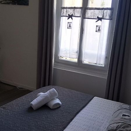 Maison De Ville Bed and Breakfast Magny-en-Vexin Εξωτερικό φωτογραφία