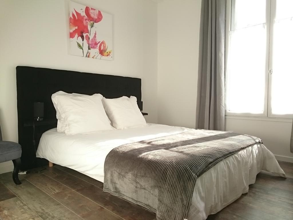 Maison De Ville Bed and Breakfast Magny-en-Vexin Εξωτερικό φωτογραφία