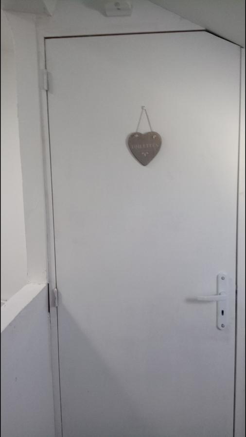 Maison De Ville Bed and Breakfast Magny-en-Vexin Εξωτερικό φωτογραφία