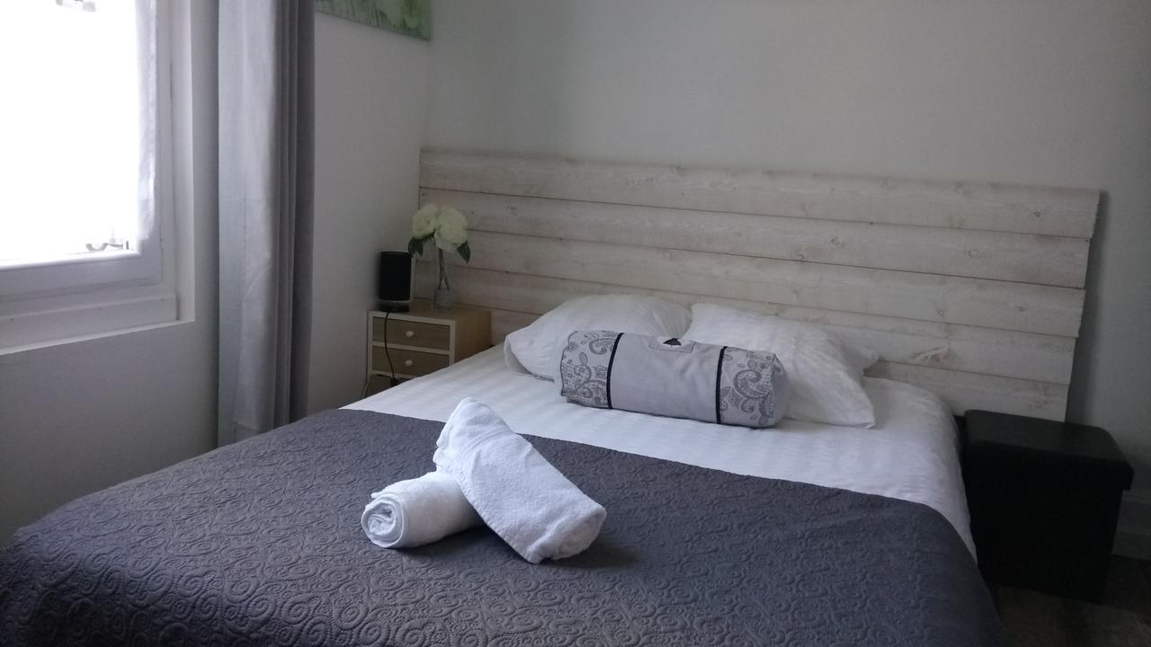Maison De Ville Bed and Breakfast Magny-en-Vexin Εξωτερικό φωτογραφία