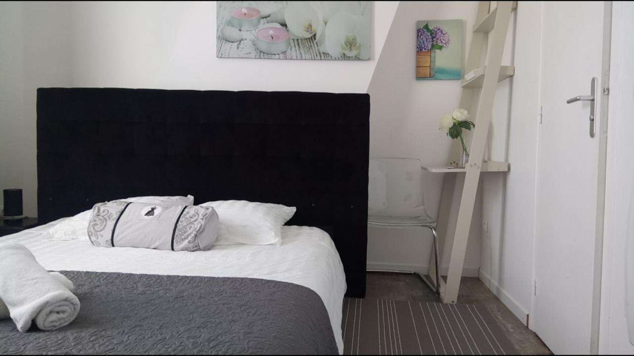 Maison De Ville Bed and Breakfast Magny-en-Vexin Εξωτερικό φωτογραφία